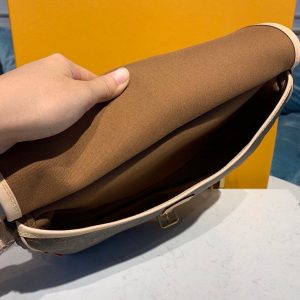 1040851570608463 .pic 78703.1571548787.jpg