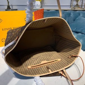 1084501572464937 .pic 08868.1572466510.jpg