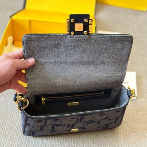 fendi baguette ff chenille bag dark blue 27cm er4bc.jpg