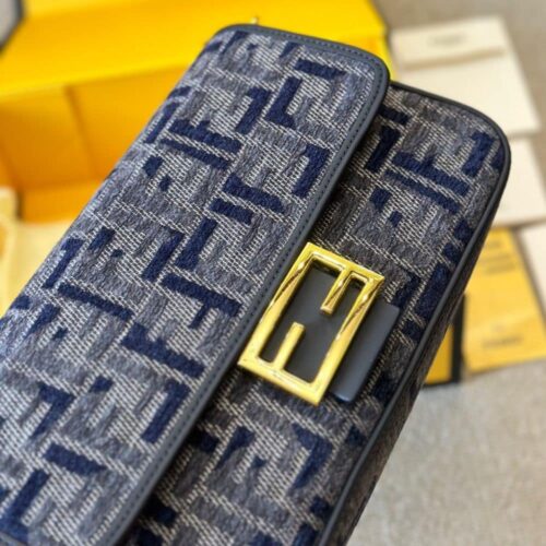 fendi baguette ff chenille bag dark blue 27cm y2vsy.jpg