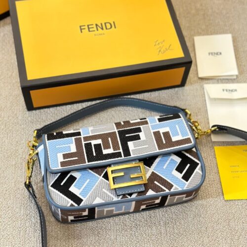 fendi baguette ff embroidered shoulder bag multicolor 26cm 1bqug.jpg