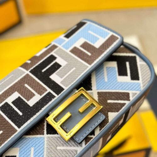 fendi baguette ff embroidered shoulder bag multicolor 26cm o1dll.jpeg
