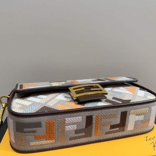 fendi baguette multicolor canvas bag with ff embroidery 25cm 8br600anh4f1mql fah3n.jpg