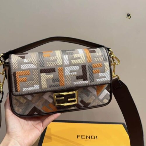 fendi baguette multicolor canvas bag with ff embroidery 25cm 8br600anh4f1mql wlylk.jpg