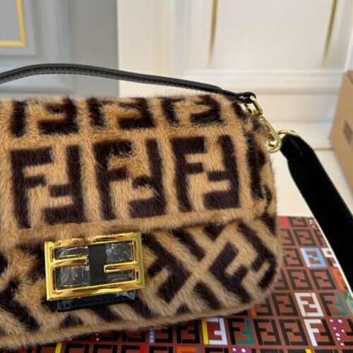 fendi baguette sheepskin bag brown 26cm uxxa3.jpg