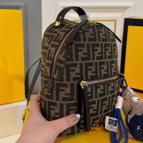 fendi mini backpack brown 22cm 8bz038a5tlf13vk v82np.jpg