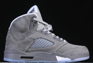 Air Jordan 5 Retro Wolf Grey (2026) 1