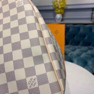 942621564360382 .pic 74693.1564433586.jpg