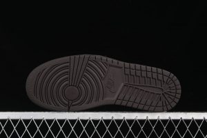 Air Jordan 1 Retro Low OG SP Travis Scott Velvet Brown 2