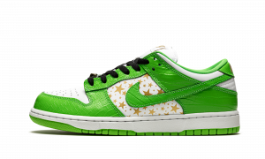 Nike SB Dunk Low "Supreme - Stars - Mean Green"