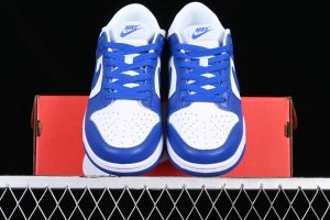 Dunk Low SP Kentucky 3