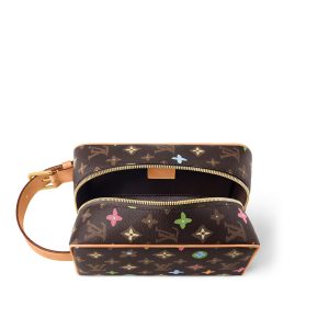 Locker Dopp Kit 3.jpg