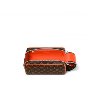 Louis Vuitton Dopp Kit Toiletry Bag 12.jpg