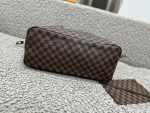 Louis Vuitton Neverfull GM Tote Bag 6.jpg