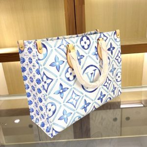 Louis Vuitton OnTheGo MM 7.jpg