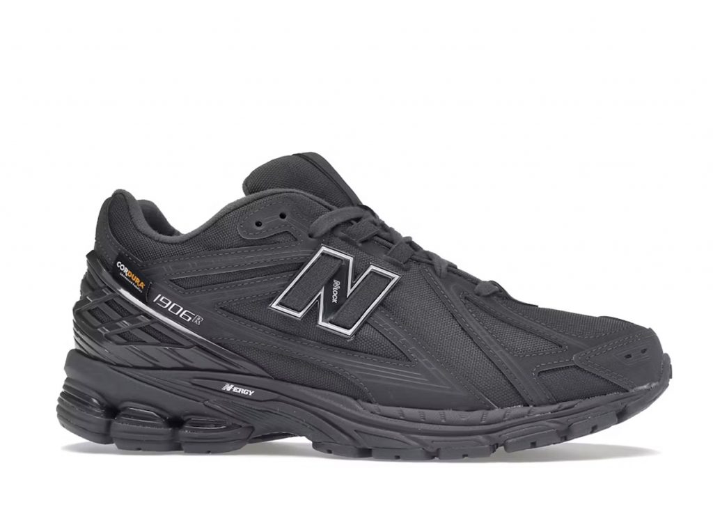 New Balance 1906R Cordura Magnet