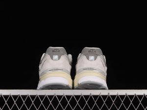 New Balance 990v3 MiUSA YCMC Nimbus Cloud 3