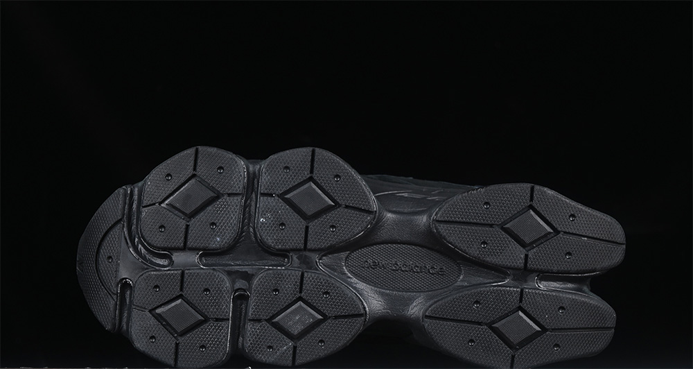 New balance 9060 Triple Black Sole