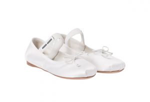 Satin ballerinas white 1.jpg