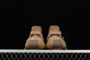 Yeezy Boost 350 V2 Earth 4