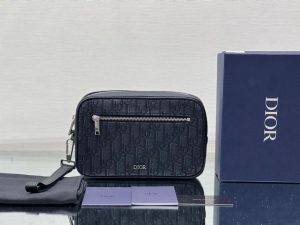 borsa dior uomo 25yyo.jpg