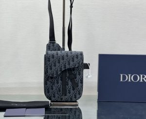 borsa dior uomo e335y.jpg