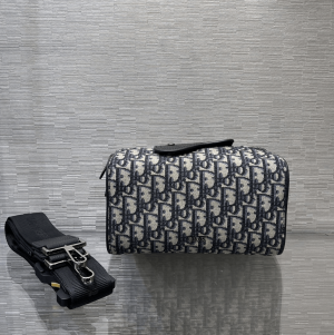 borsa dior uomo kggad.png