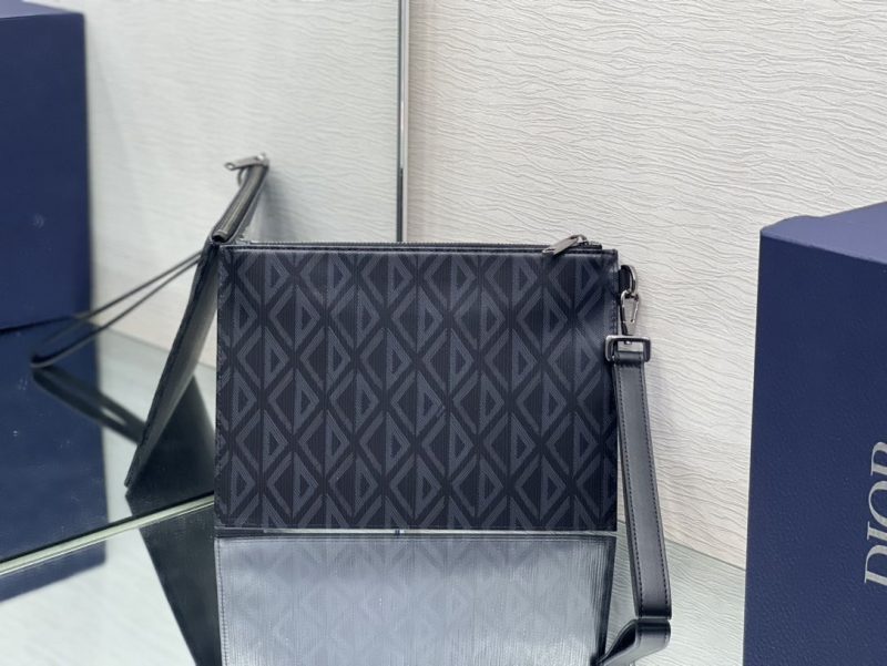 borsa dior uomo kphrg.jpg