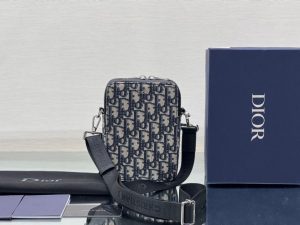 borsa dior uomo p1png.jpg