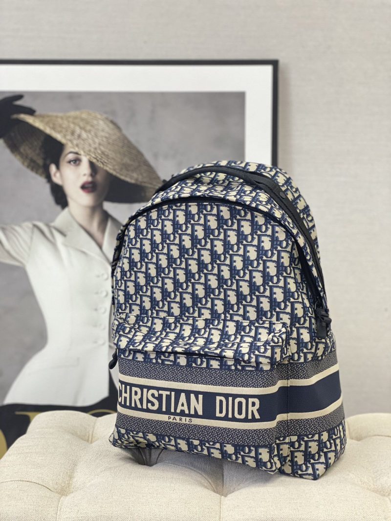 borsa dior uomo r4myn.jpg