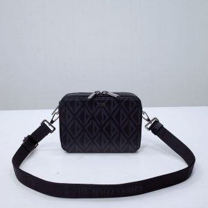 borsa dior uomo v9nzs.jpg