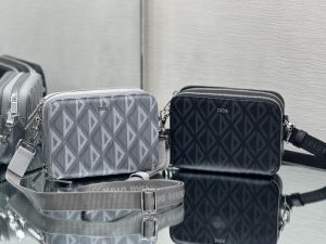 borsa dior uomo wolvq.jpg