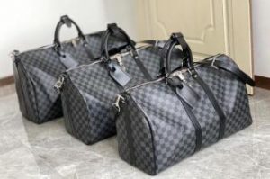 borsone lv mf9nl.jpg