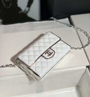 chanel 22a small evening bag limited edition white lambskin slivery 002 luxibags.ru .jpg