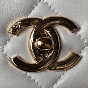 chanel 24c trendy cc flap bag with top handle lambskin bag a92236 white gold 003 luxibags.ru .jpg