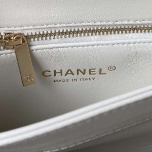 chanel 24c trendy cc flap bag with top handle lambskin bag a92236 white gold 008 luxibags.ru .jpg