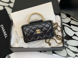 chanel a99288 clutch with chain shiny lambskin gold tone metal 001 luxibags.ru .jpg