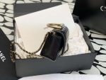 chanel a99288 clutch with chain shiny lambskin gold tone metal 005 luxibags.ru .jpg