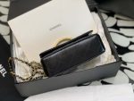 chanel a99288 clutch with chain shiny lambskin gold tone metal 006 luxibags.ru .jpg