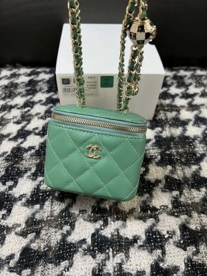 chanel ap1447 small vanity with chain calfskin green 008 luxibags.ru .jpg