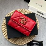 chanel ap1790 19 flap card holder shiny lambskin gold tone ruthenium finish metal red 005 luxibags.ru .jpg