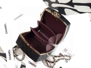 chanel ap2398 small vanity case lambskin gold tone metal white and gold 008 luxibags.ru .jpg