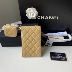 chanel ap2742 phone airpods pro case with chain grained shiny apricot 02 luxibags.ru .jpg