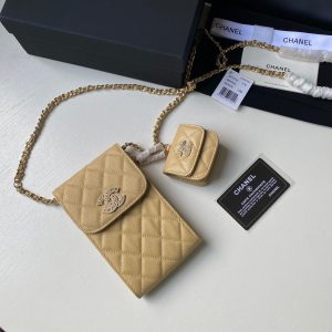 chanel ap2742 phone airpods pro case with chain grained shiny apricot 03 luxibags.ru .jpg