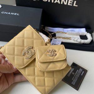 chanel ap2742 phone airpods pro case with chain grained shiny apricot 05 luxibags.ru .jpg