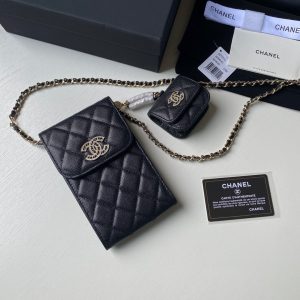 chanel ap2742 phone airpods pro case with chain grained shiny black 03 luxibags.ru .jpg