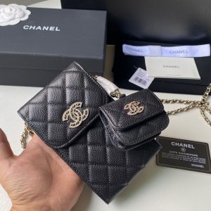 chanel ap2742 phone airpods pro case with chain grained shiny black 04 luxibags.ru .jpg