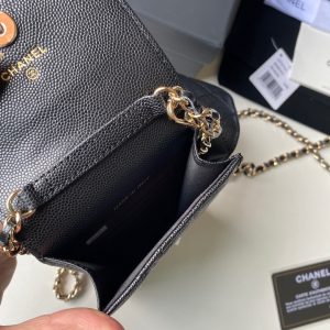 chanel ap2742 phone airpods pro case with chain grained shiny black 08 luxibags.ru .jpg