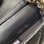 chanel ap2742 phone airpods pro case with chain grained shiny black 09 luxibags.ru .jpg