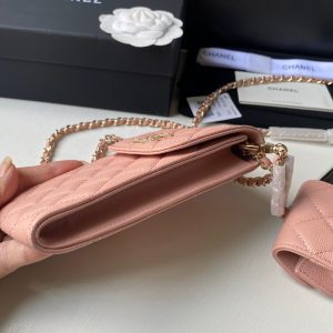 chanel ap2742 phone airpods pro case with chain grained shiny pink 05 luxibags.ru .jpg
